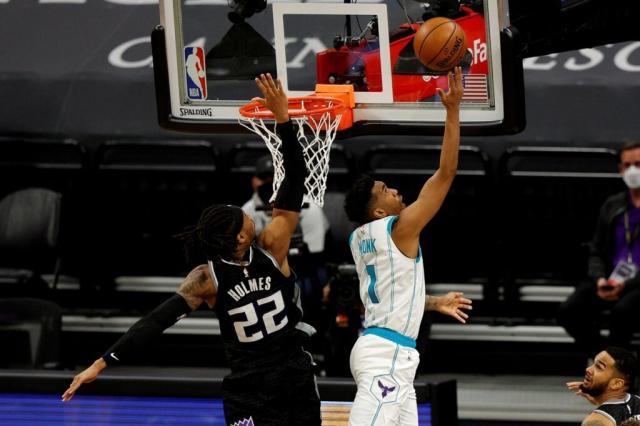 开云体育官网-70秒领先8分两罚一掷怎么输？国王打出完美教学局